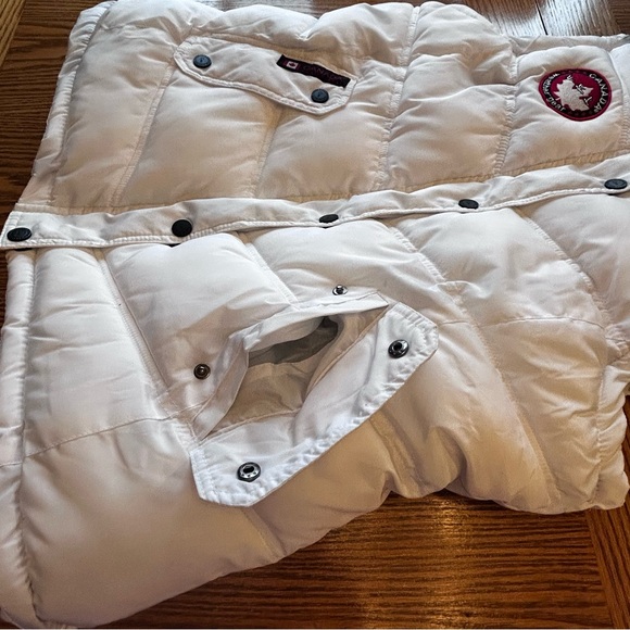 Canada Weather Gear  White Hooded Puffer Vest Faux Fur Trim Zip & Snap Size XL - Picture 6 of 16